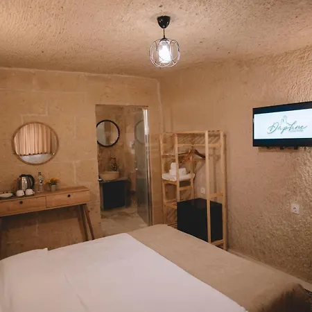 Отель Daphne Cave