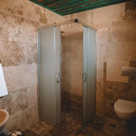 Daphne Cave Отель