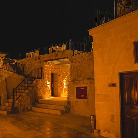 Daphne Cave Cappadocia מלון