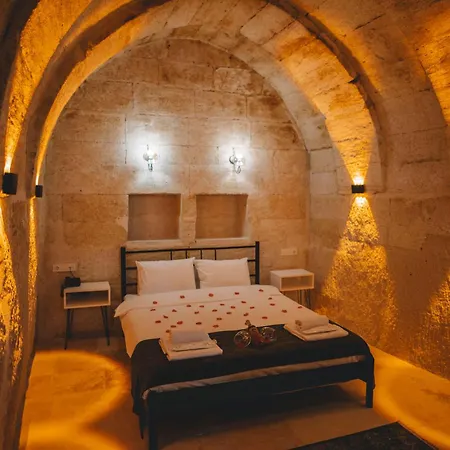 Daphne Cave Cappadocia מלון