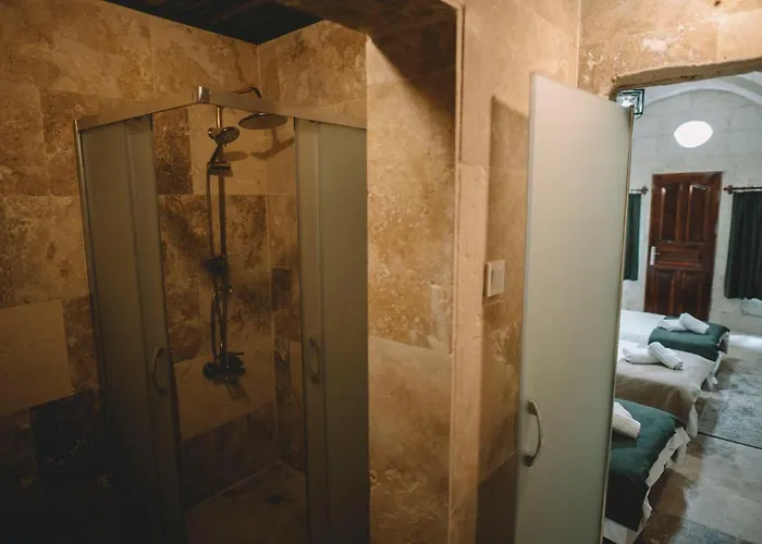 فندق Daphne Cave