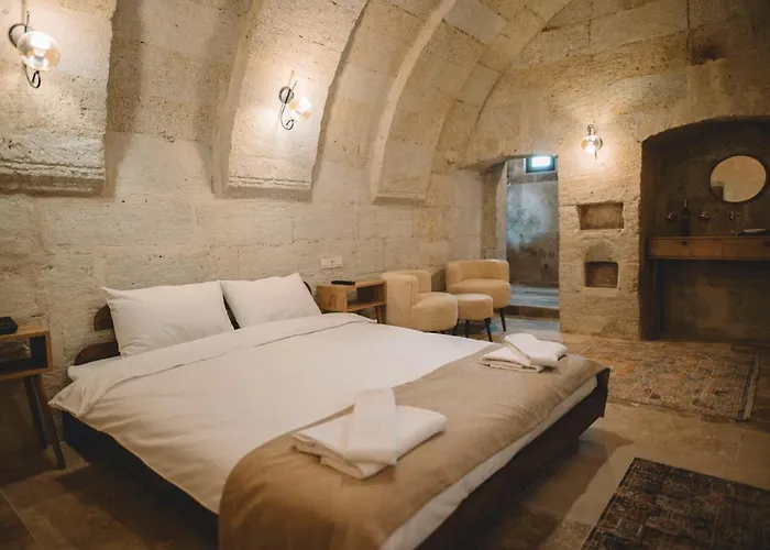 فندق Daphne Cave *