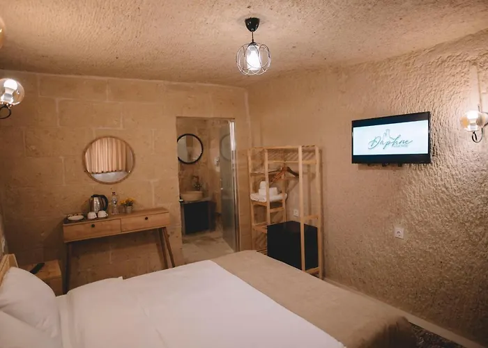 فندق Daphne Cave